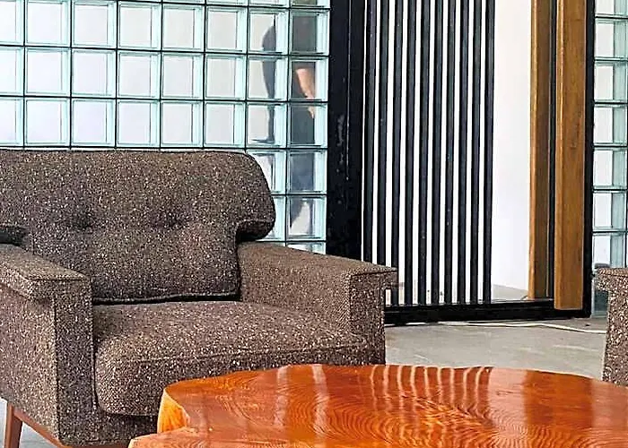 호텔 Cayco House By Durban Poblacion Makati