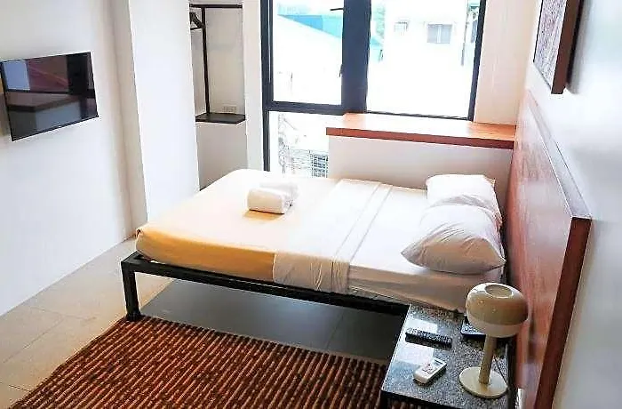Cayco House By Durban Poblacion Makati 3* 마닐라