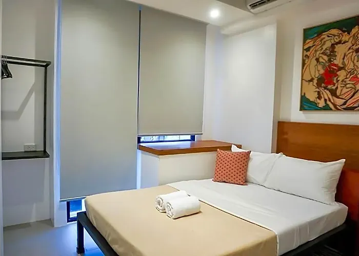호텔 Cayco House By Durban Poblacion Makati 마닐라
