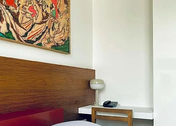호텔 Cayco House By Durban Poblacion Makati 3*